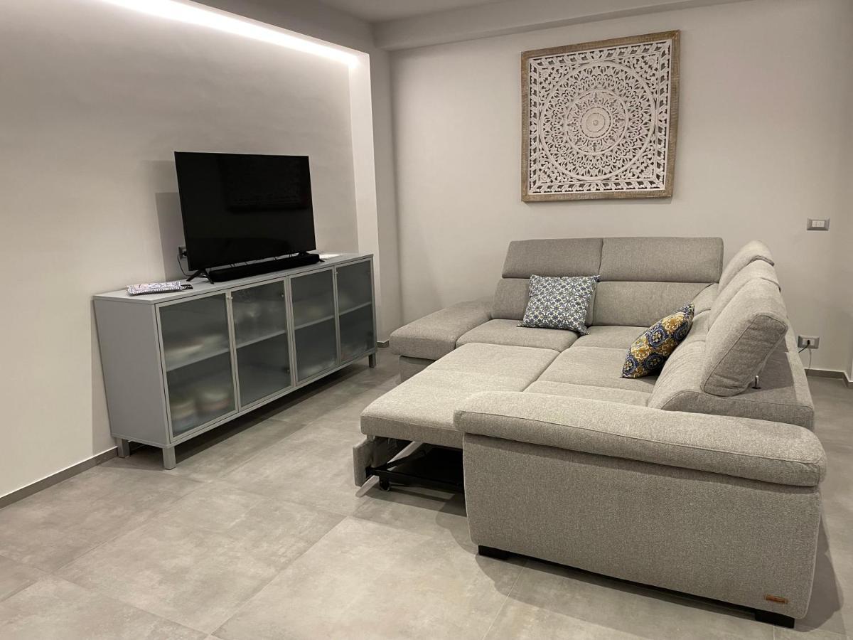 דירות טרפאני Luxury Sea House מראה חיצוני תמונה