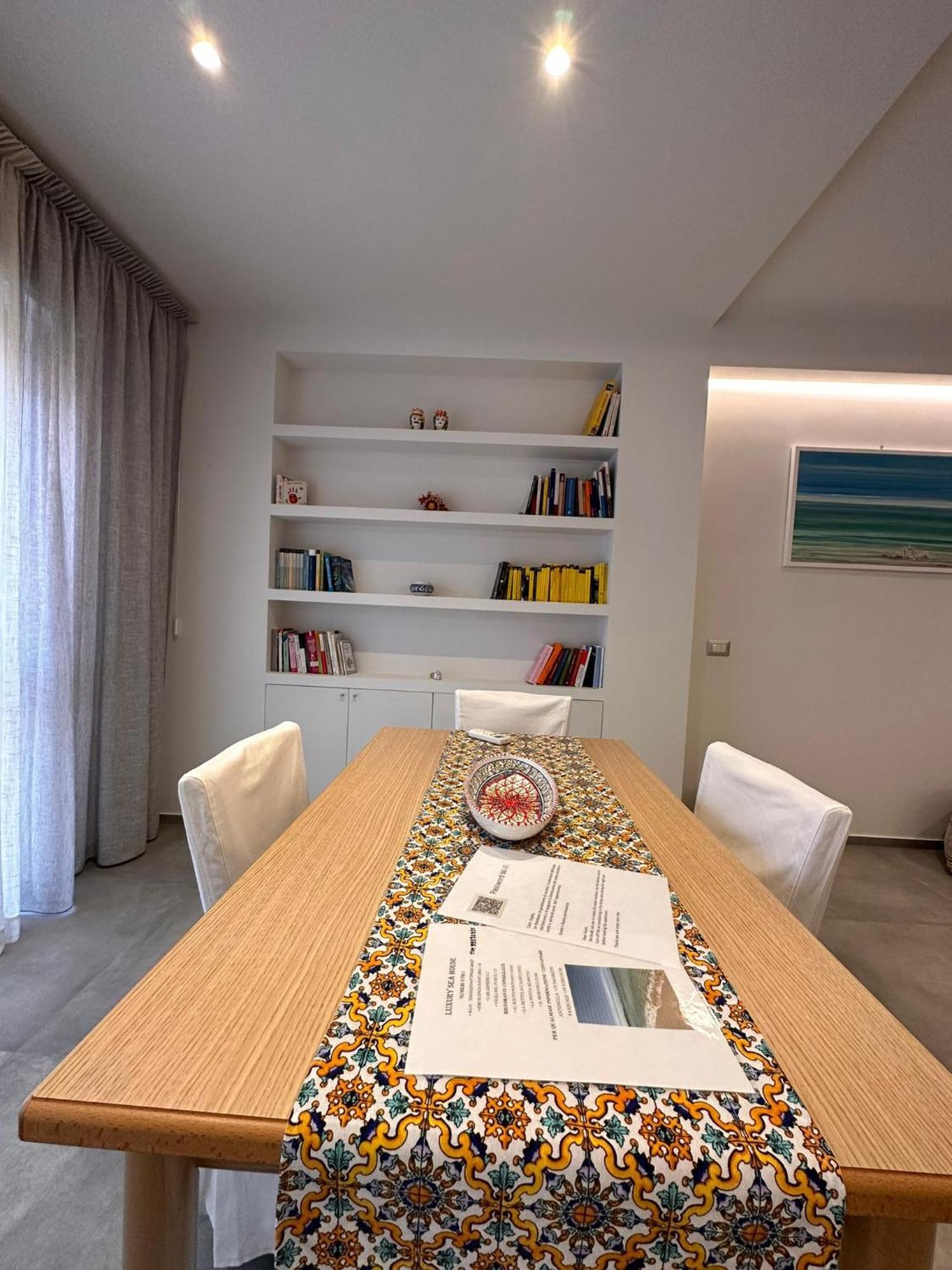 דירות טרפאני Luxury Sea House מראה חיצוני תמונה