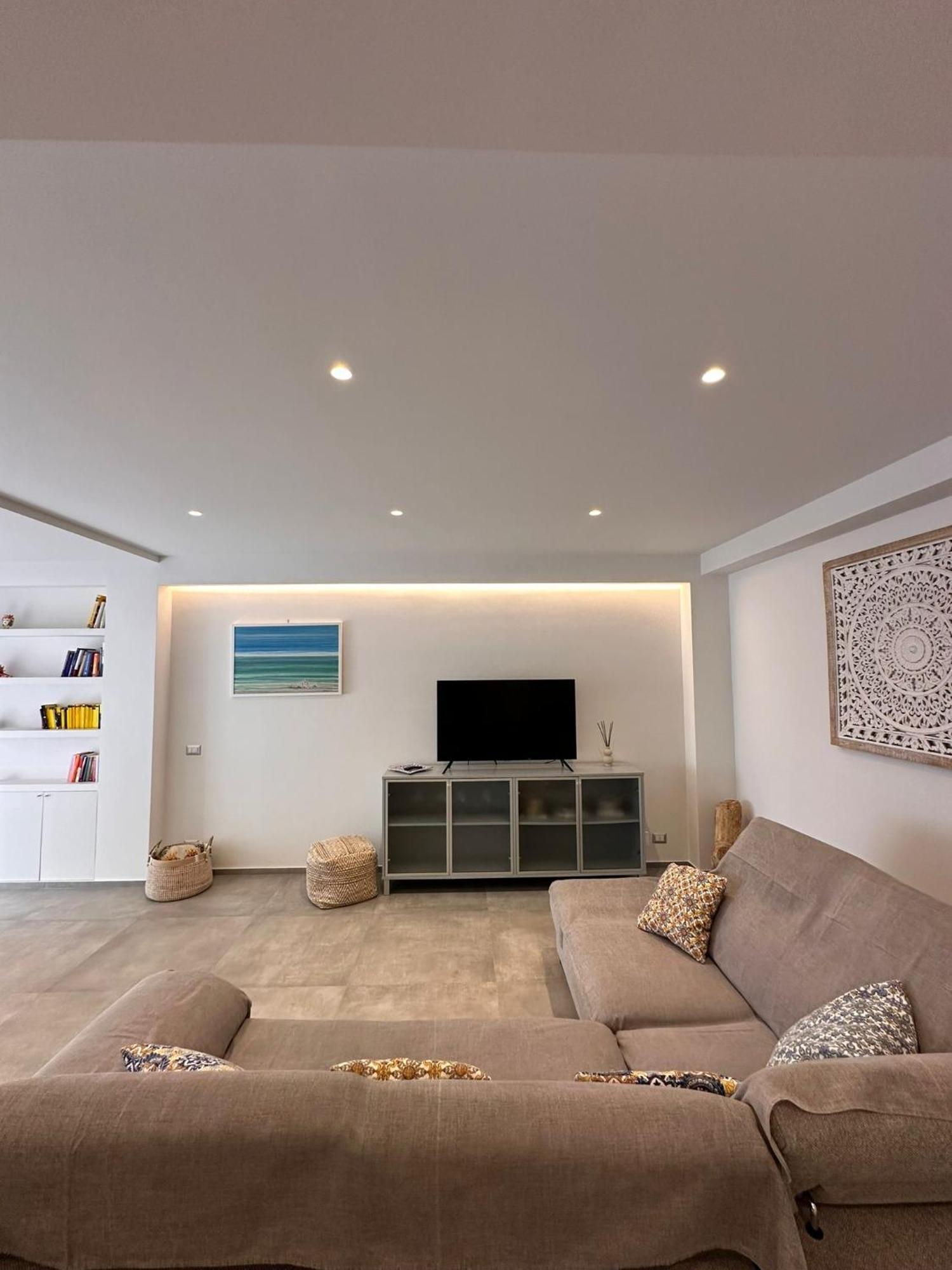 דירות טרפאני Luxury Sea House מראה חיצוני תמונה