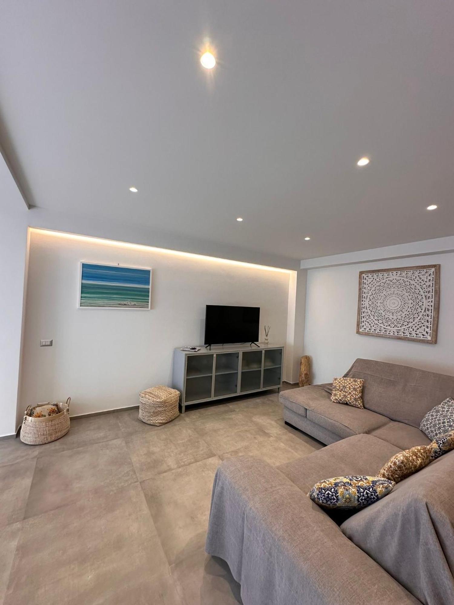 דירות טרפאני Luxury Sea House מראה חיצוני תמונה